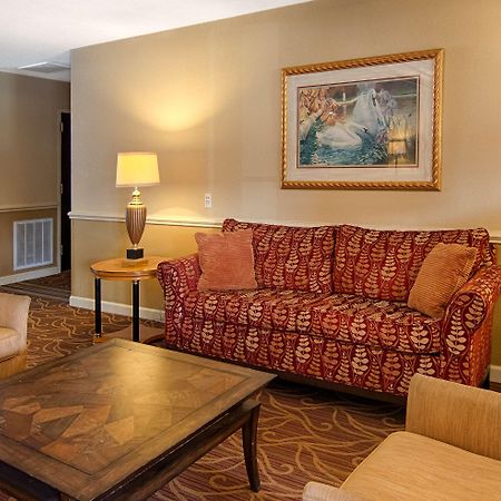 Surestay Plus Hotel Tarboro Інтер'єр фото