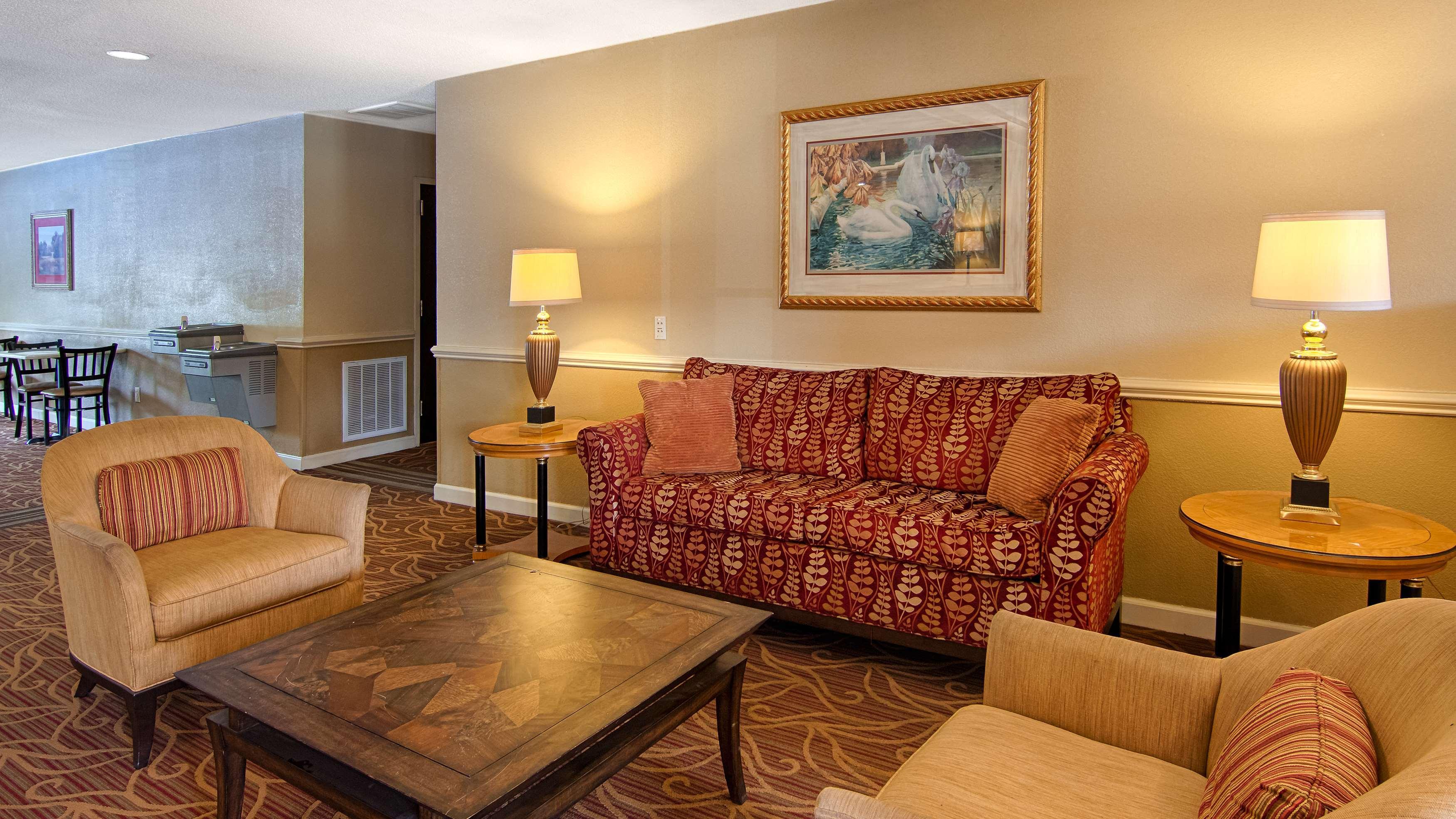 Surestay Plus Hotel Tarboro Інтер'єр фото