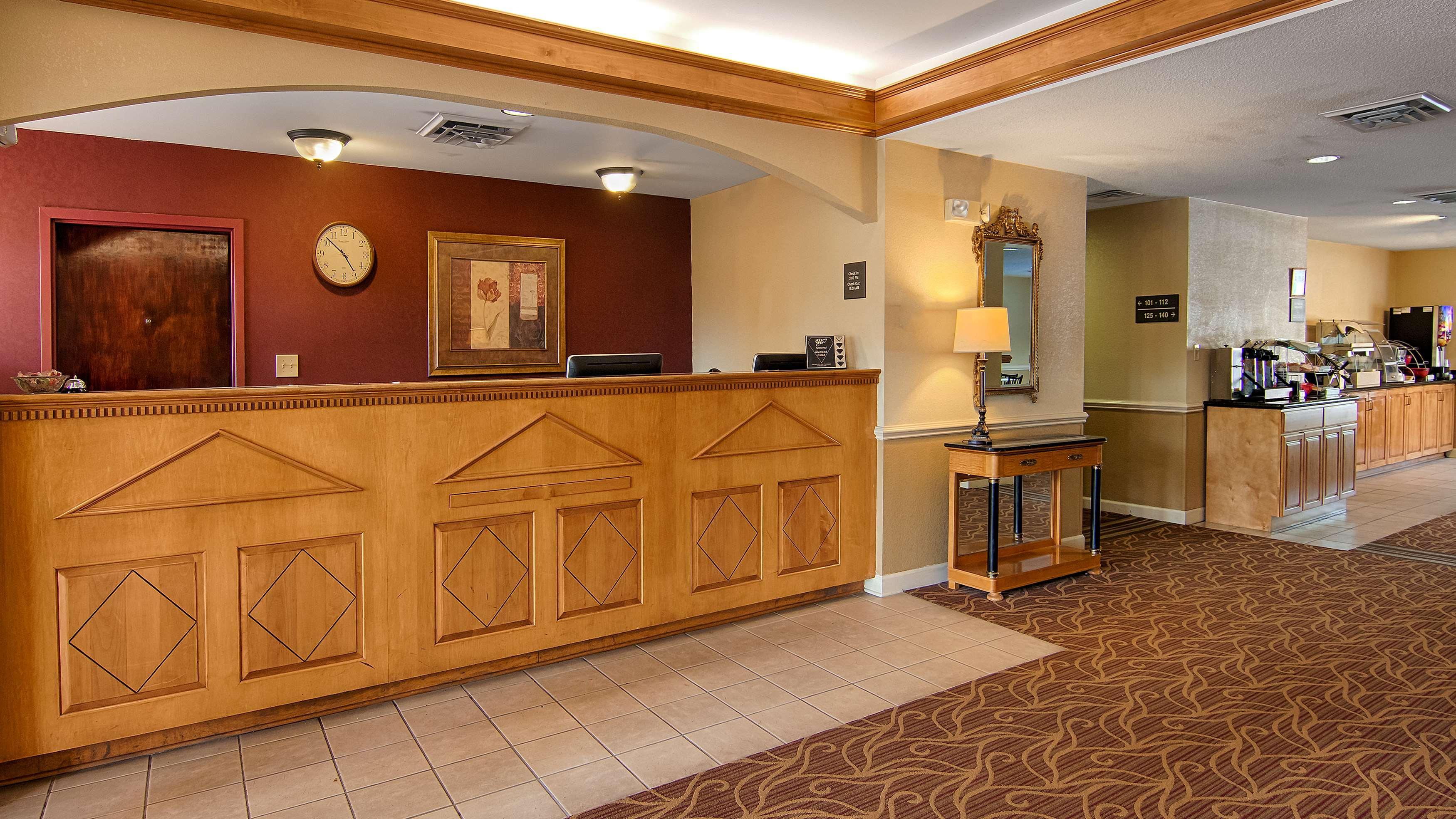 Surestay Plus Hotel Tarboro Інтер'єр фото