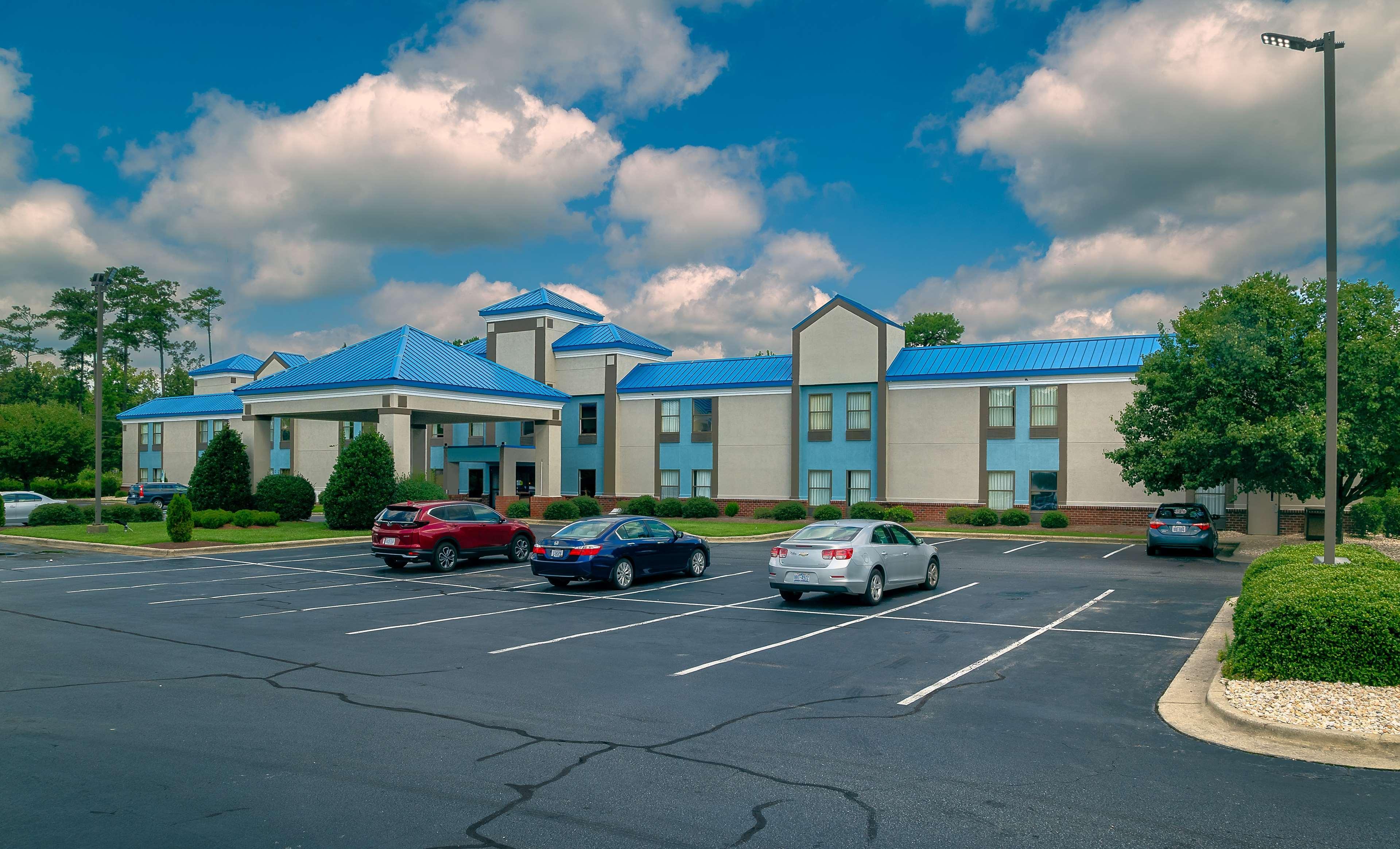 Surestay Plus Hotel Tarboro Екстер'єр фото