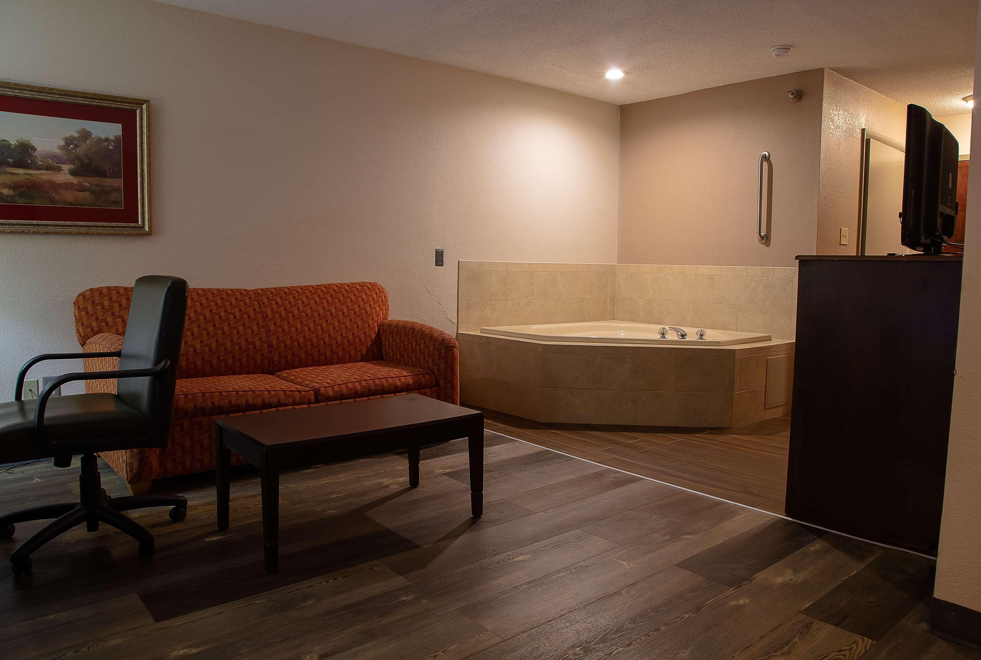 Surestay Plus Hotel Tarboro Номер фото
