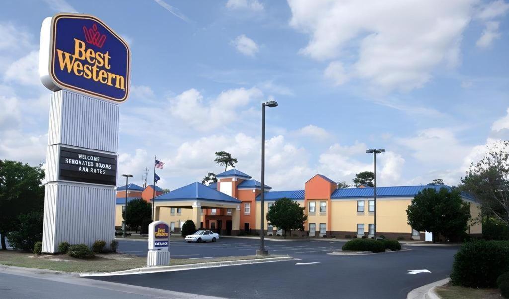 Surestay Plus Hotel Tarboro Екстер'єр фото