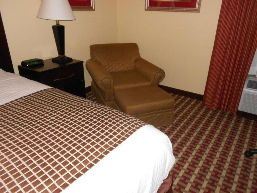 Surestay Plus Hotel Tarboro Екстер'єр фото