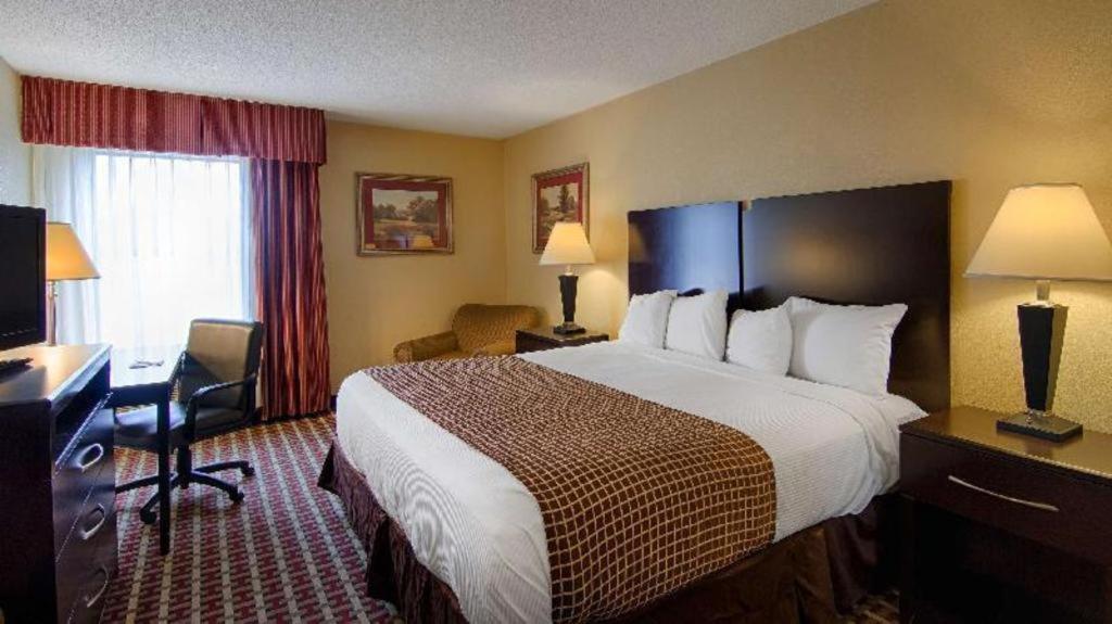 Surestay Plus Hotel Tarboro Екстер'єр фото